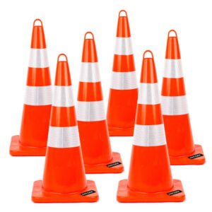 TRAFFIC CONES / CONSTRUCTION CONES / SAFETY CONES